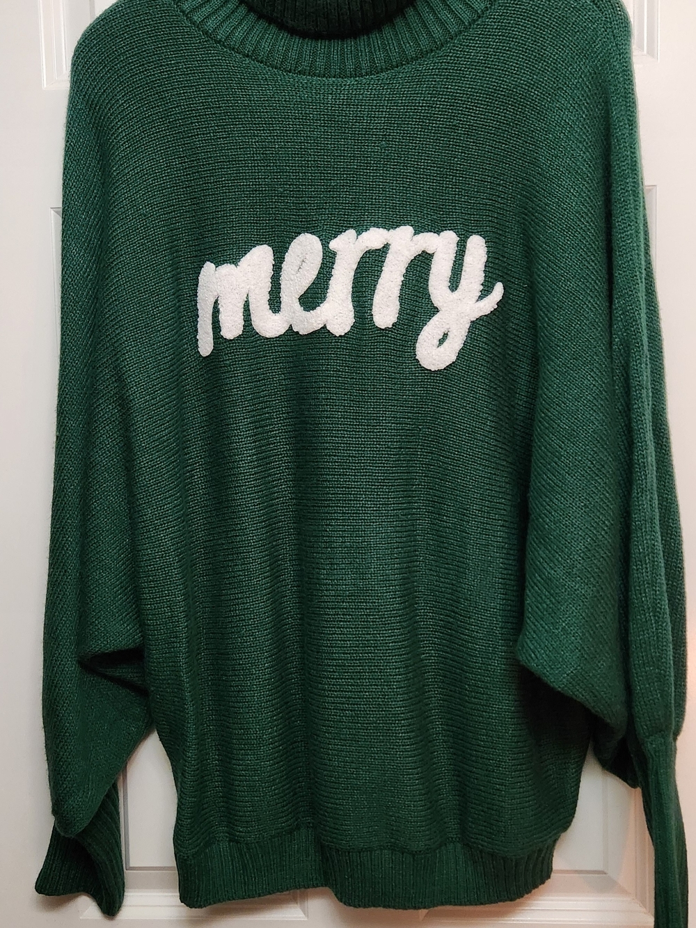 Women's, New Green "Merry" Knit Sweater - Cozy Holiday Pullover.  Size XL.